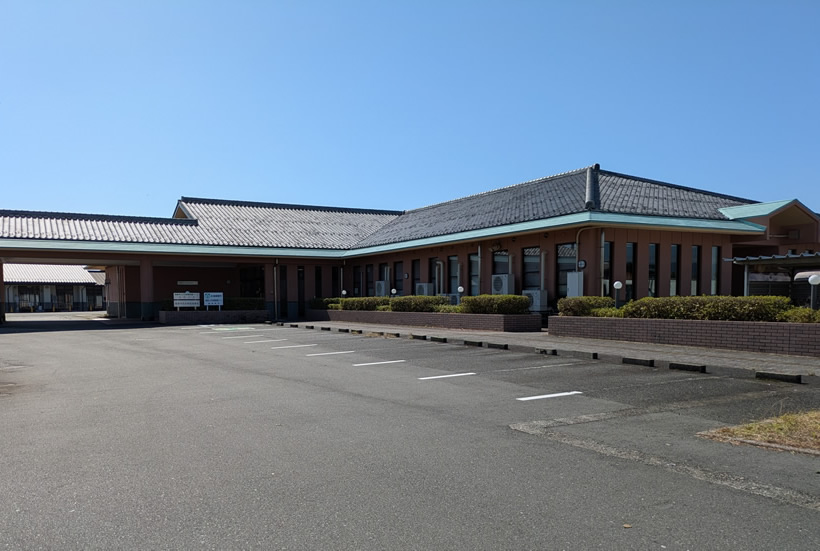 こども若者応援ベース「みらくる」の建物外観